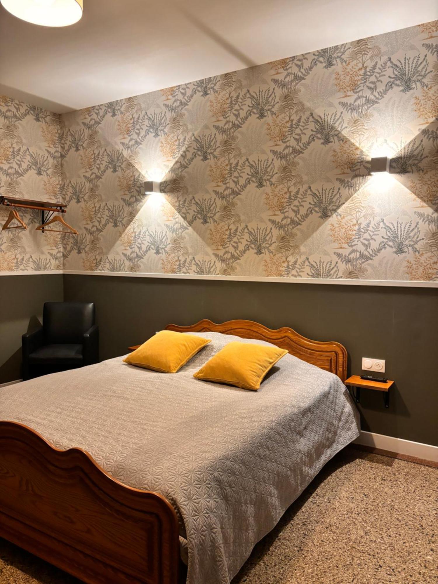 Le Domaine Du Castel Bed & Breakfast Saulzoir Екстериор снимка